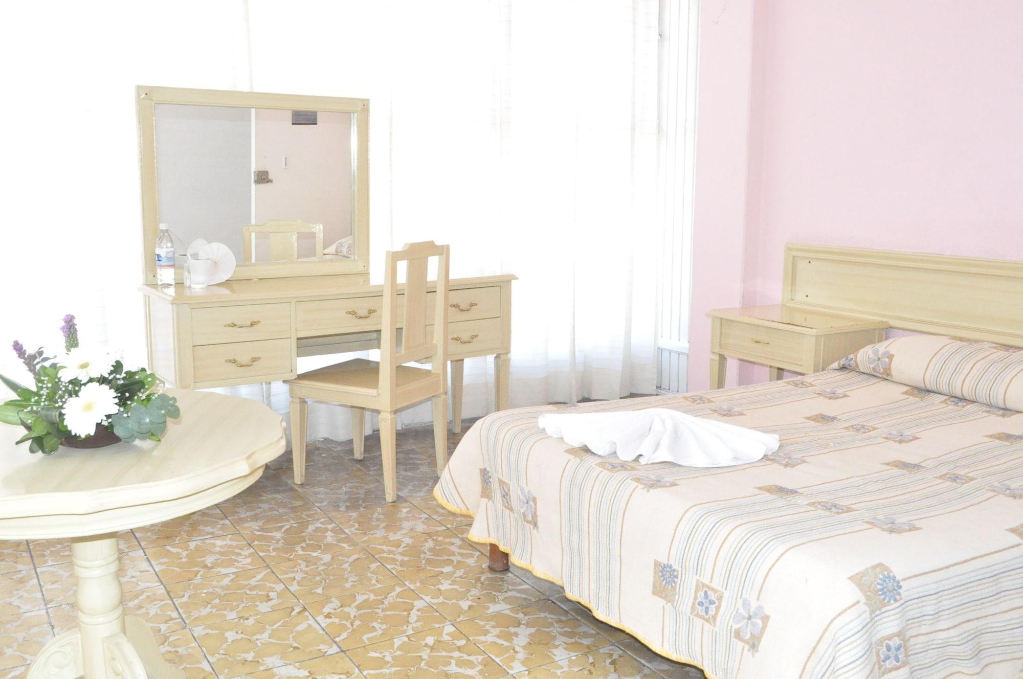 Hotel Viena Irapuato Ngoại thất bức ảnh
