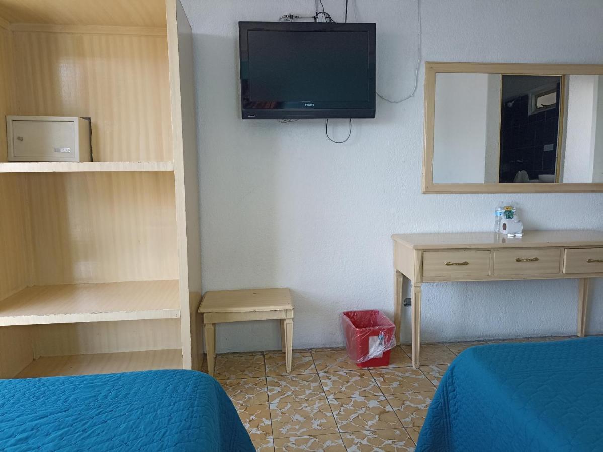 Hotel Viena Irapuato Ngoại thất bức ảnh