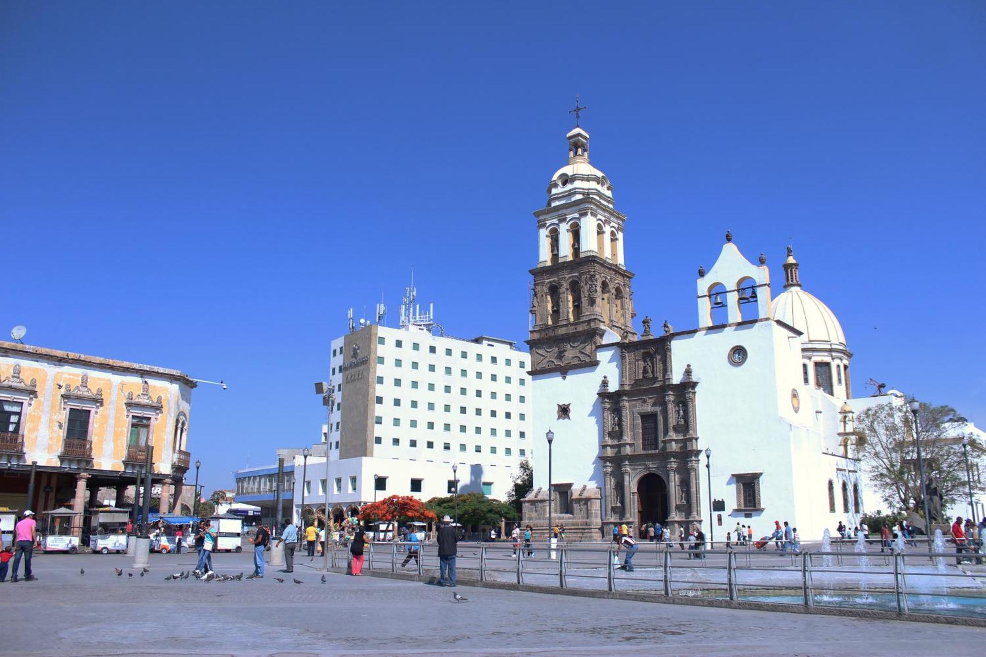 Hotel Viena Irapuato Ngoại thất bức ảnh